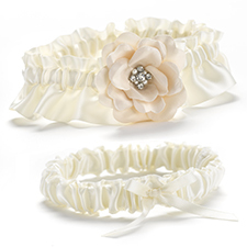 Love Blooms Garter Set